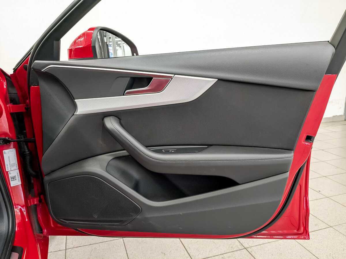 Audi A4 б/у, 2017, Роботизированная. Фото: #21