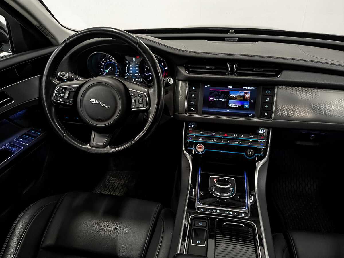 Jaguar XF б/у, 2017, Автоматическая. Фото: #24