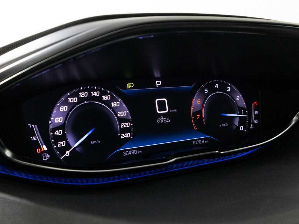 Peugeot 3008 б/у, 2021, Автоматическая. Фото: #11