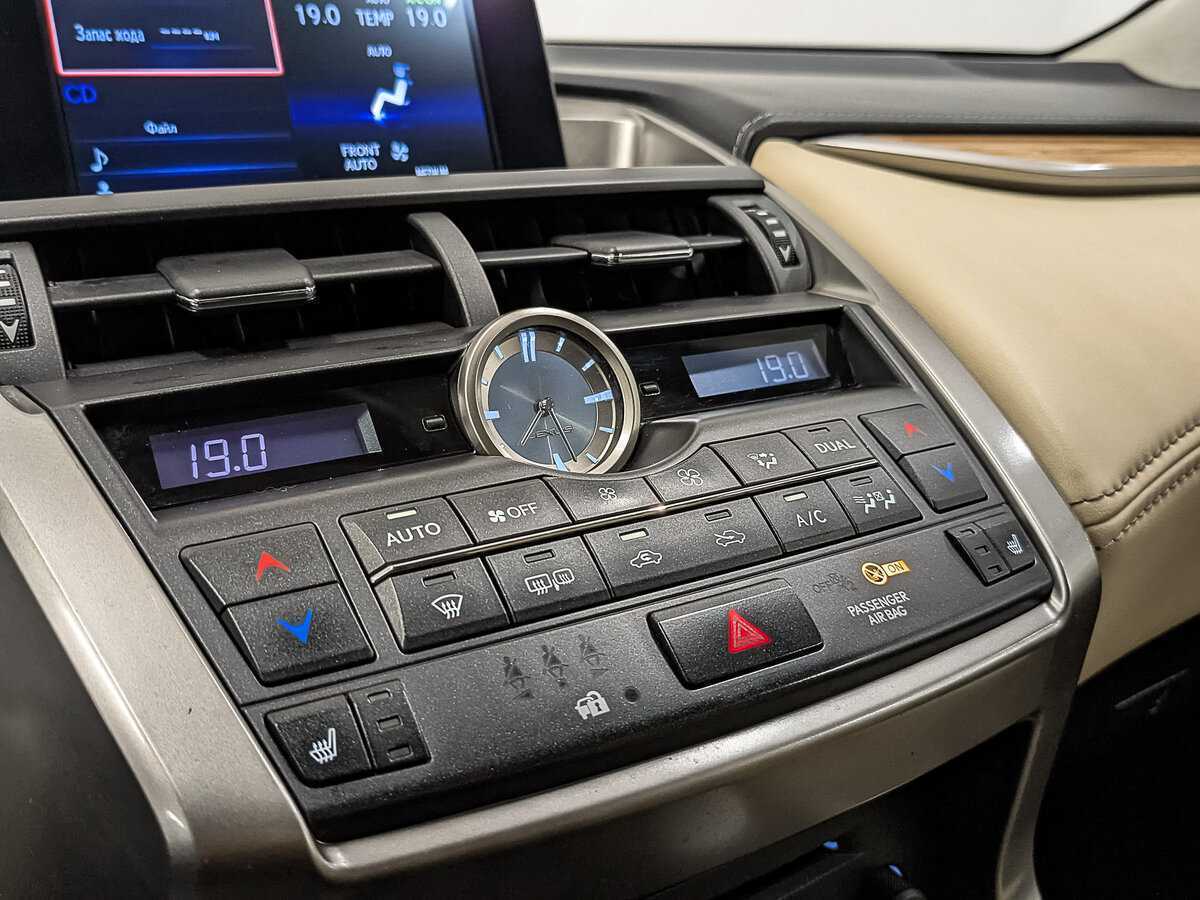 Lexus NX б/у, 2016, Вариатор. Фото: #20