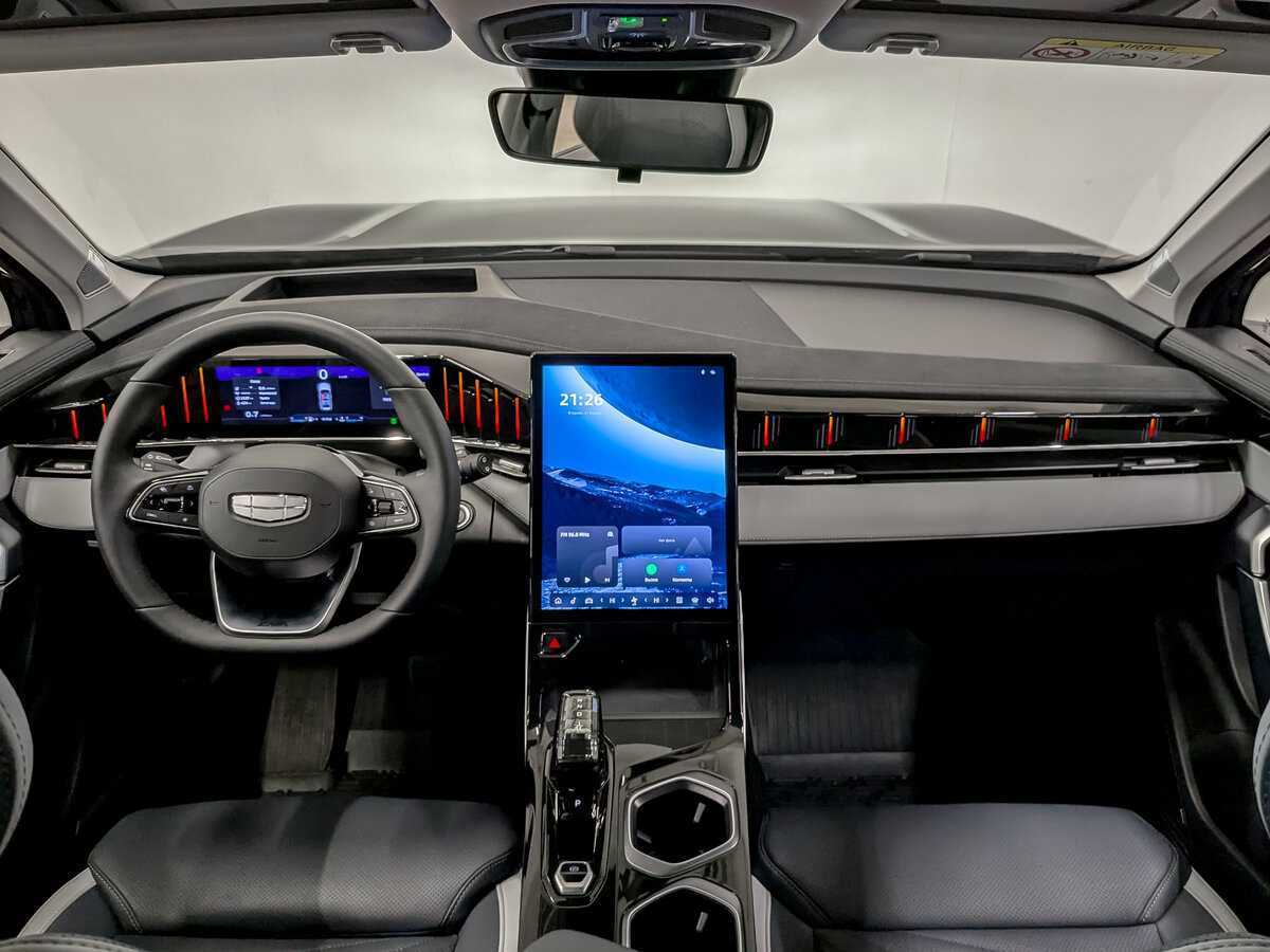 Geely Atlas б/у, 2024, Роботизированная. Фото: #13