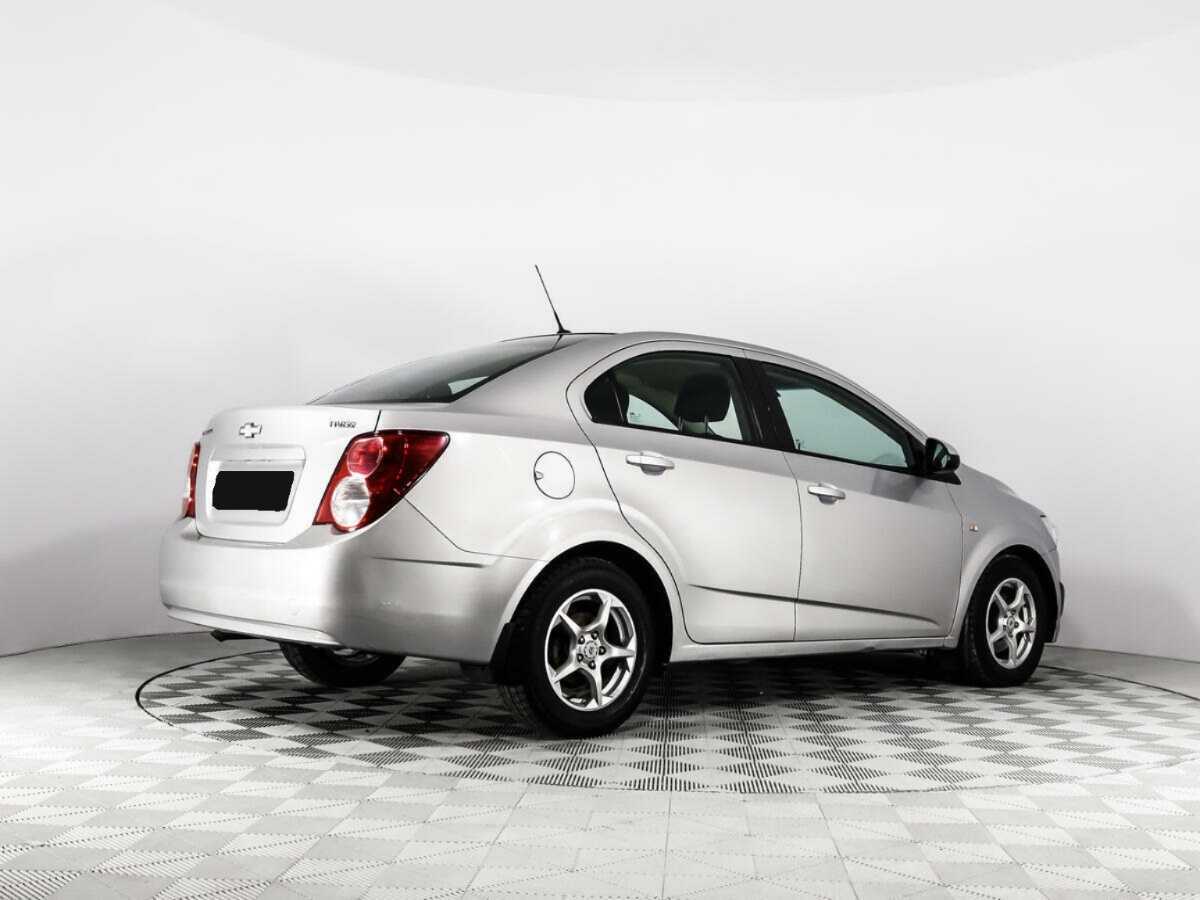 Chevrolet Aveo б/у, 2014, Механическая. Фото: #4