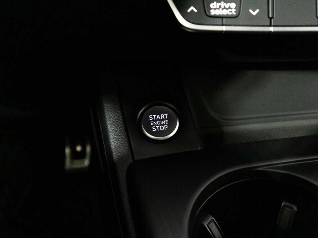 Audi A4 б/у, 2019, Роботизированная. Фото: #19