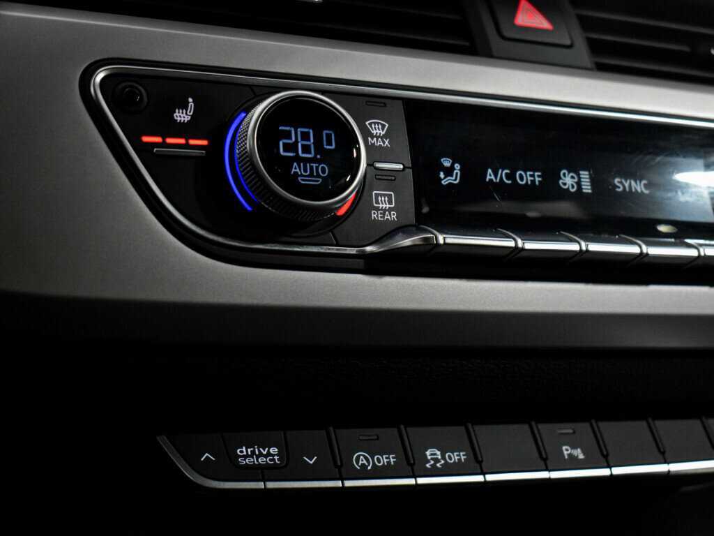 Audi A4 б/у, 2020, Роботизированная. Фото: #16