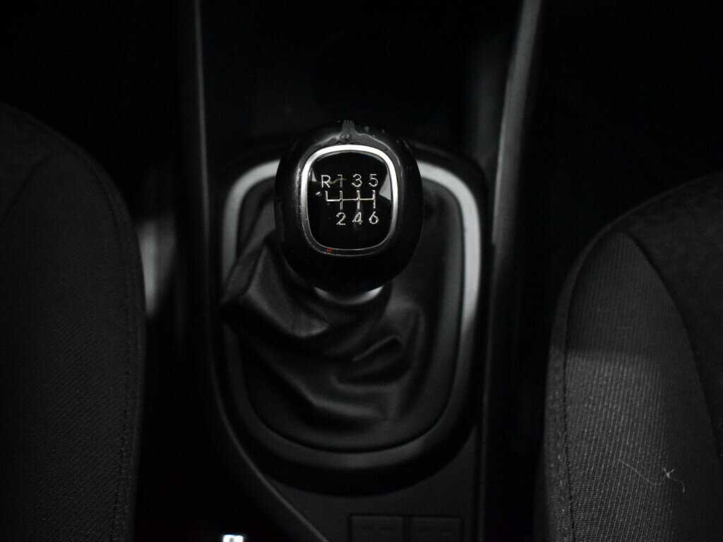 Киа Рио б/у, 2016, Механическая. Фото: #11