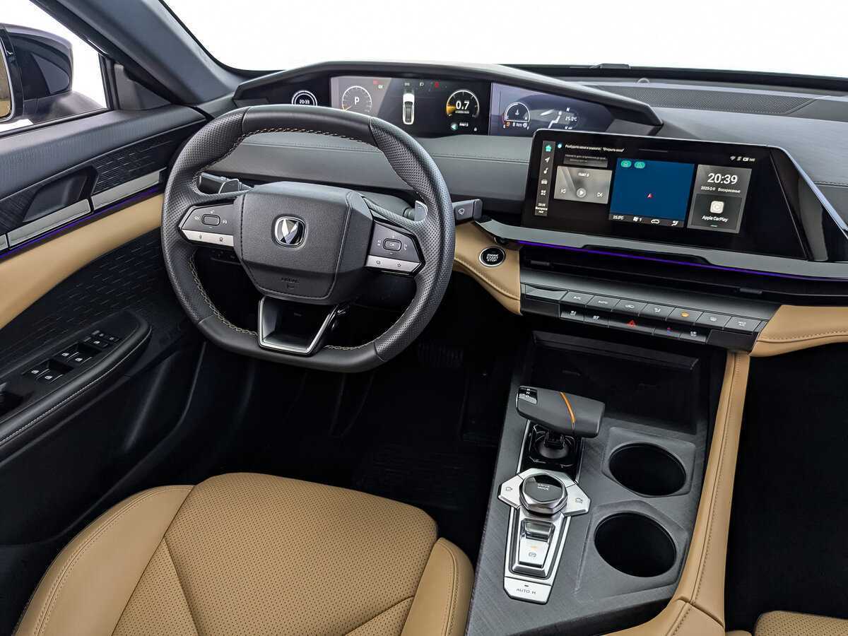 Changan UNI-V б/у, 2022, Роботизированная. Фото: #26