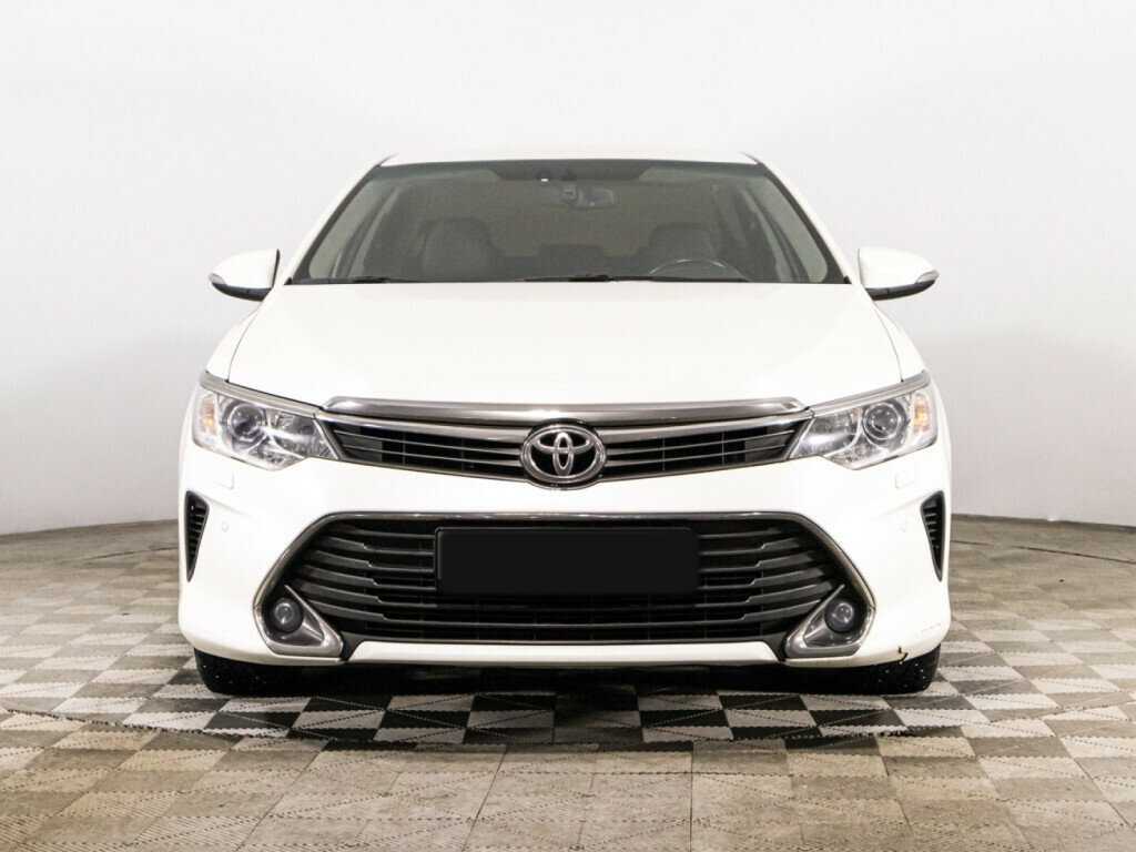 Toyota Camry б/у, 2015, Автоматическая. Фото: #1