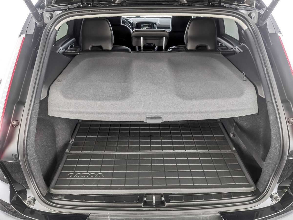 Volvo XC40 б/у, 2019, Автоматическая. Фото: #9