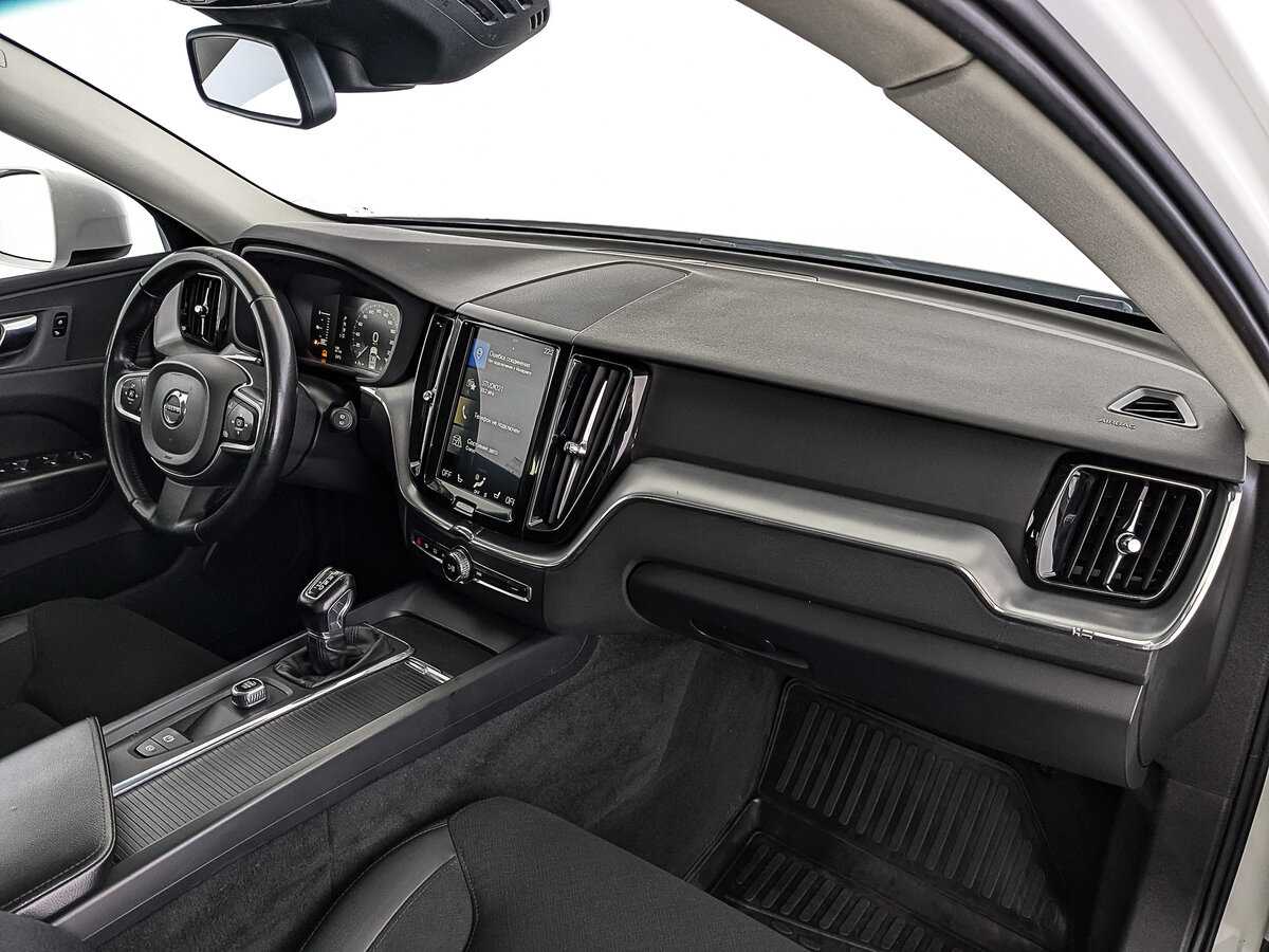 Volvo XC60 б/у, 2018, Автоматическая. Фото: #10