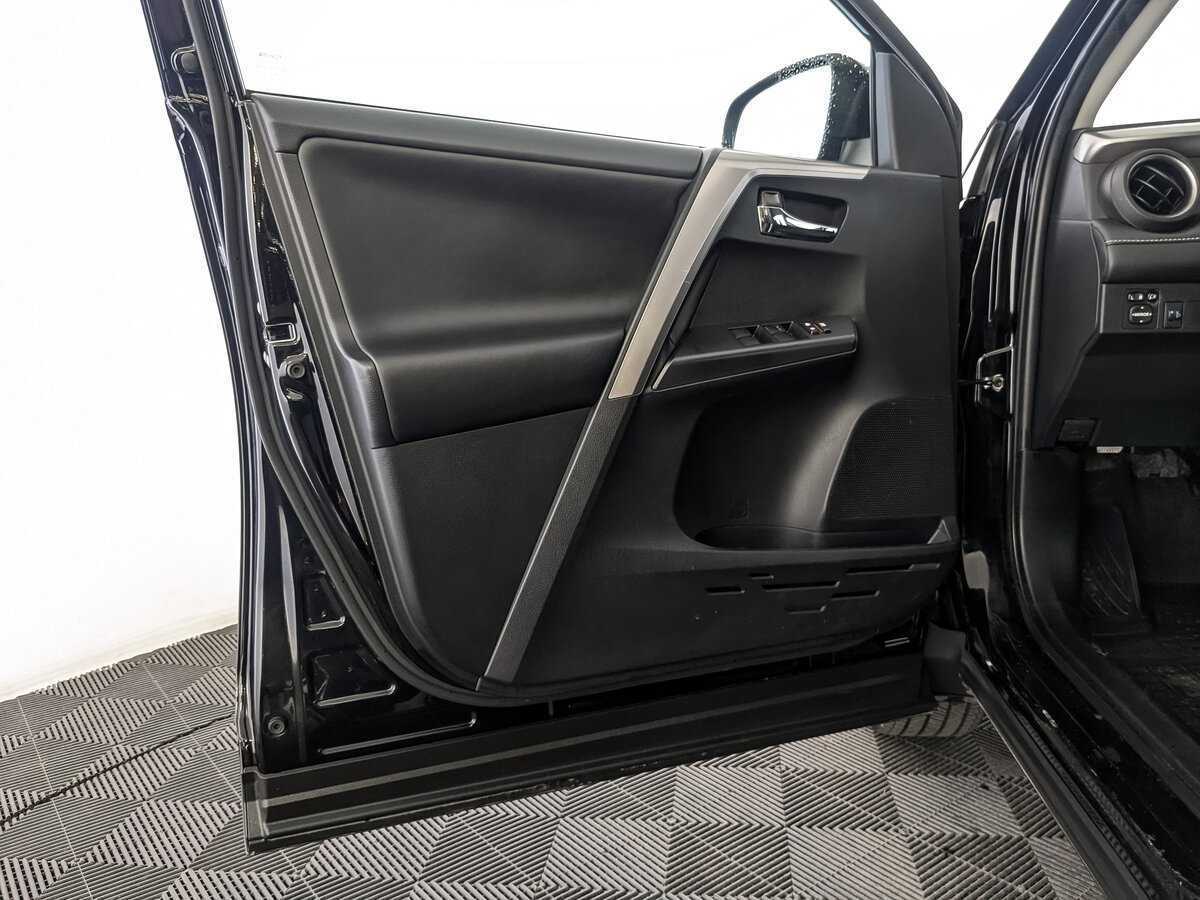 Toyota RAV4 б/у, 2017, Вариатор. Фото: #17