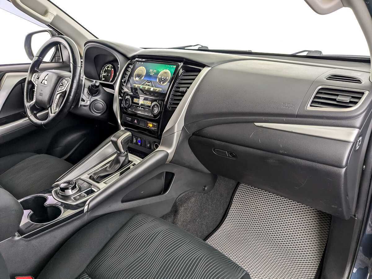 Mitsubishi Pajero Sport б/у, 2019, Автоматическая. Фото: #8