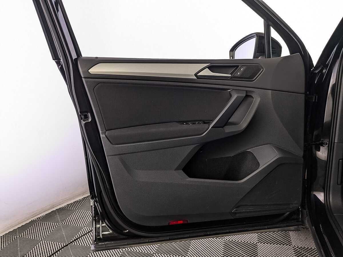 Volkswagen Tiguan б/у, 2021, Роботизированная. Фото: #18