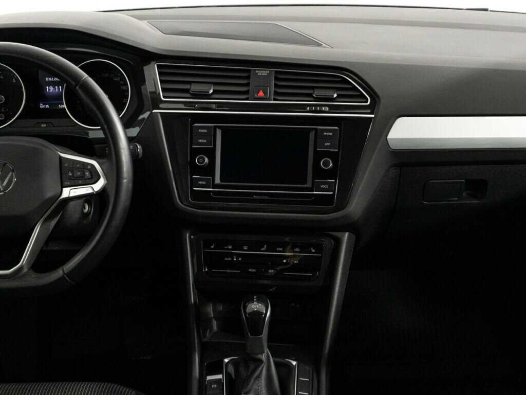 Volkswagen Tiguan б/у, 2020, Роботизированная. Фото: #13