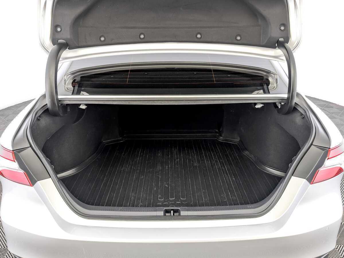 Toyota Camry б/у, 2019, Автоматическая. Фото: #9