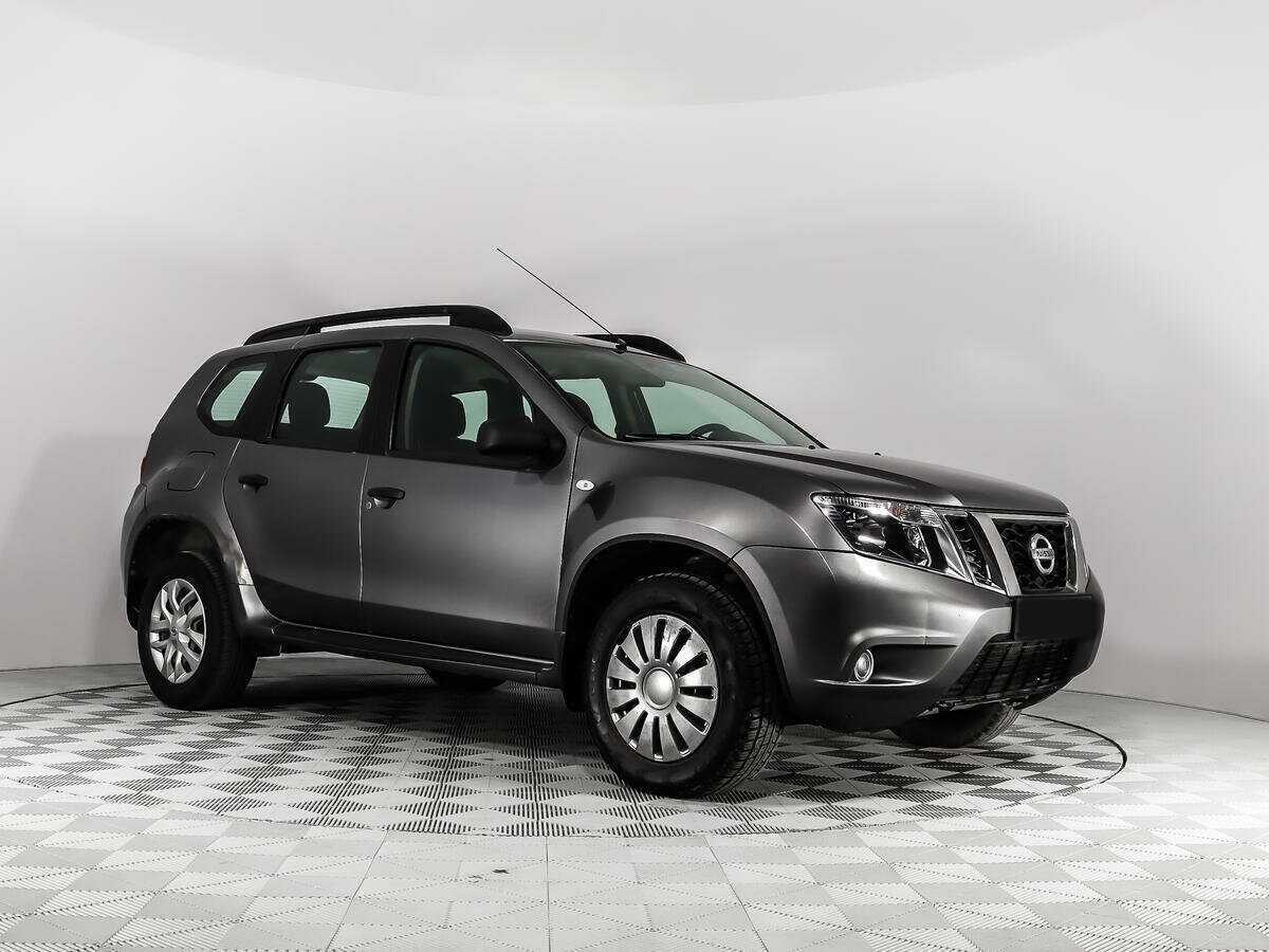 Nissan Terrano б/у, 2014, Автоматическая. Фото: #2