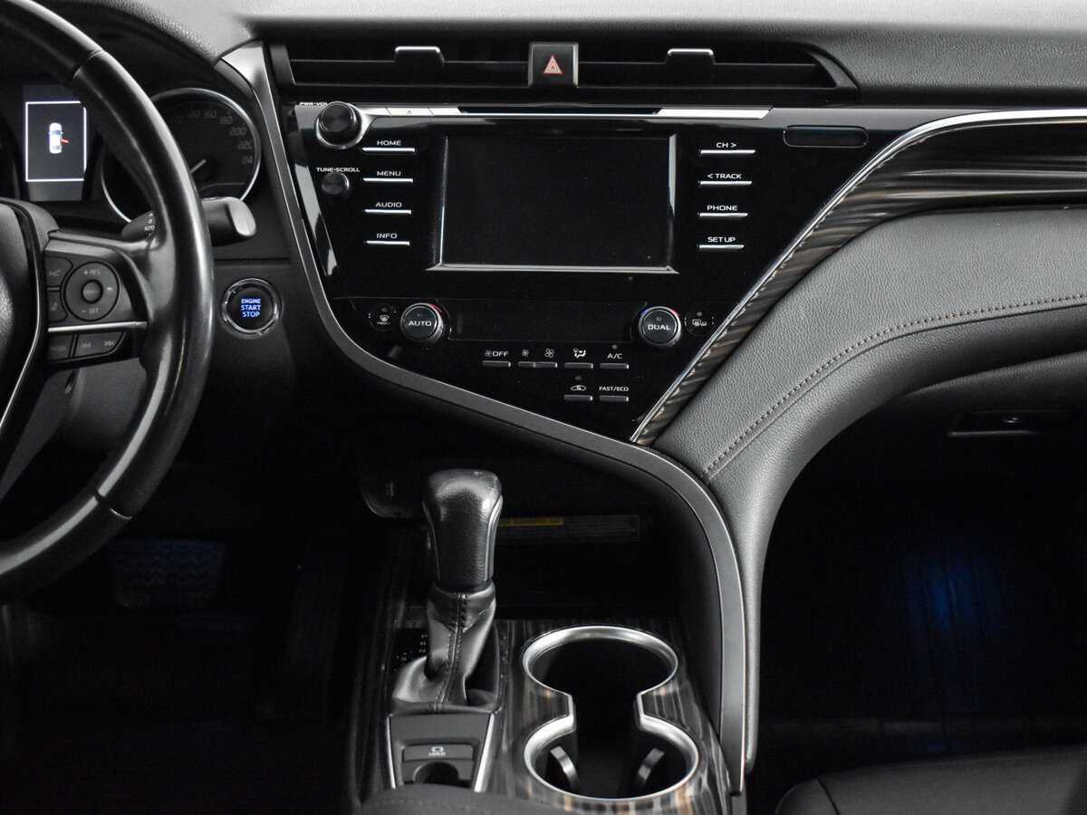 Toyota Camry б/у, 2020, Автоматическая. Фото: #13