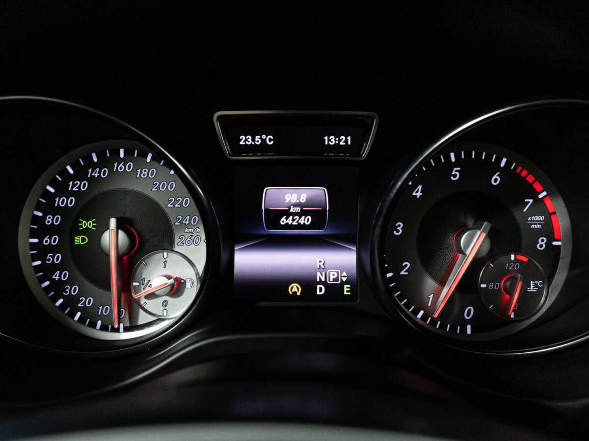 Mercedes-Benz CLA б/у, 2015, Роботизированная. Фото: #11