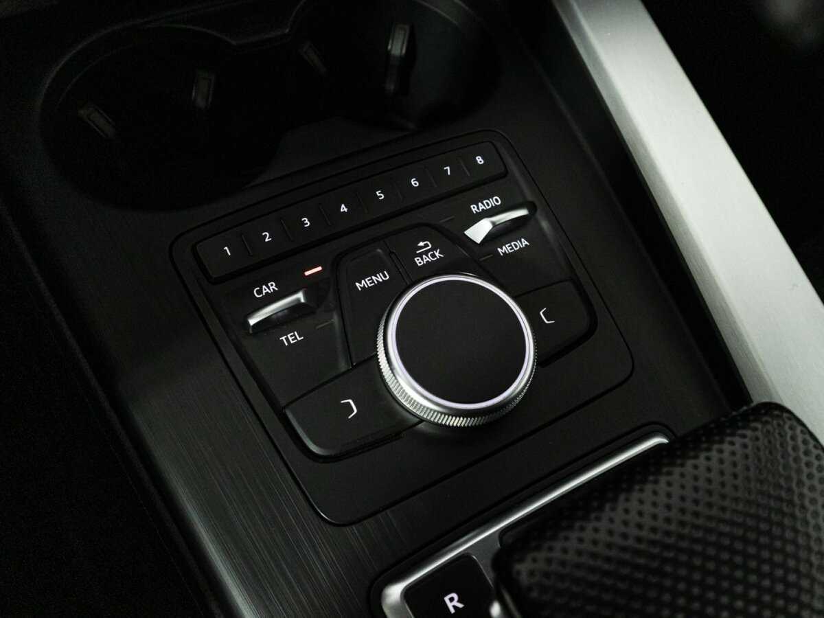 Audi A4 б/у, 2019, Роботизированная. Фото: #17