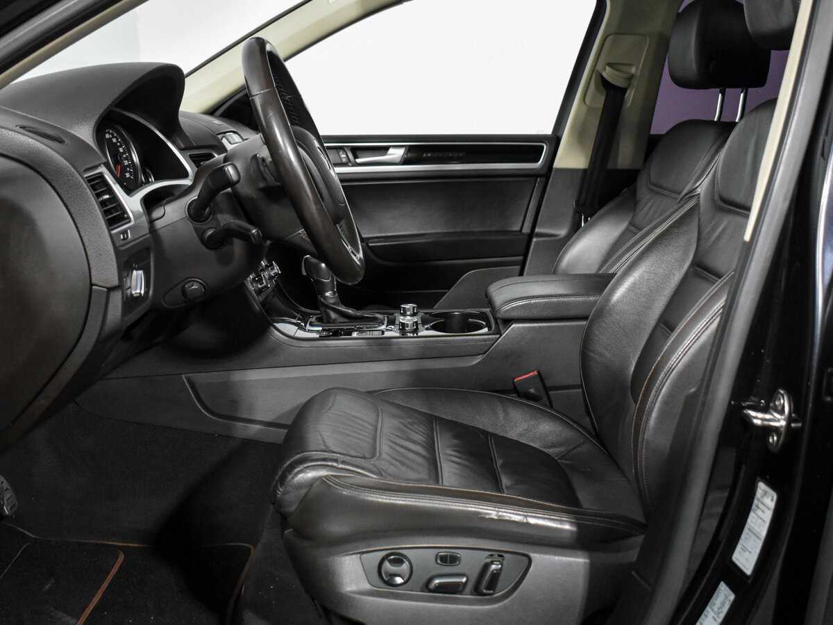 Volkswagen Touareg б/у, 2013, Автоматическая. Фото: #9