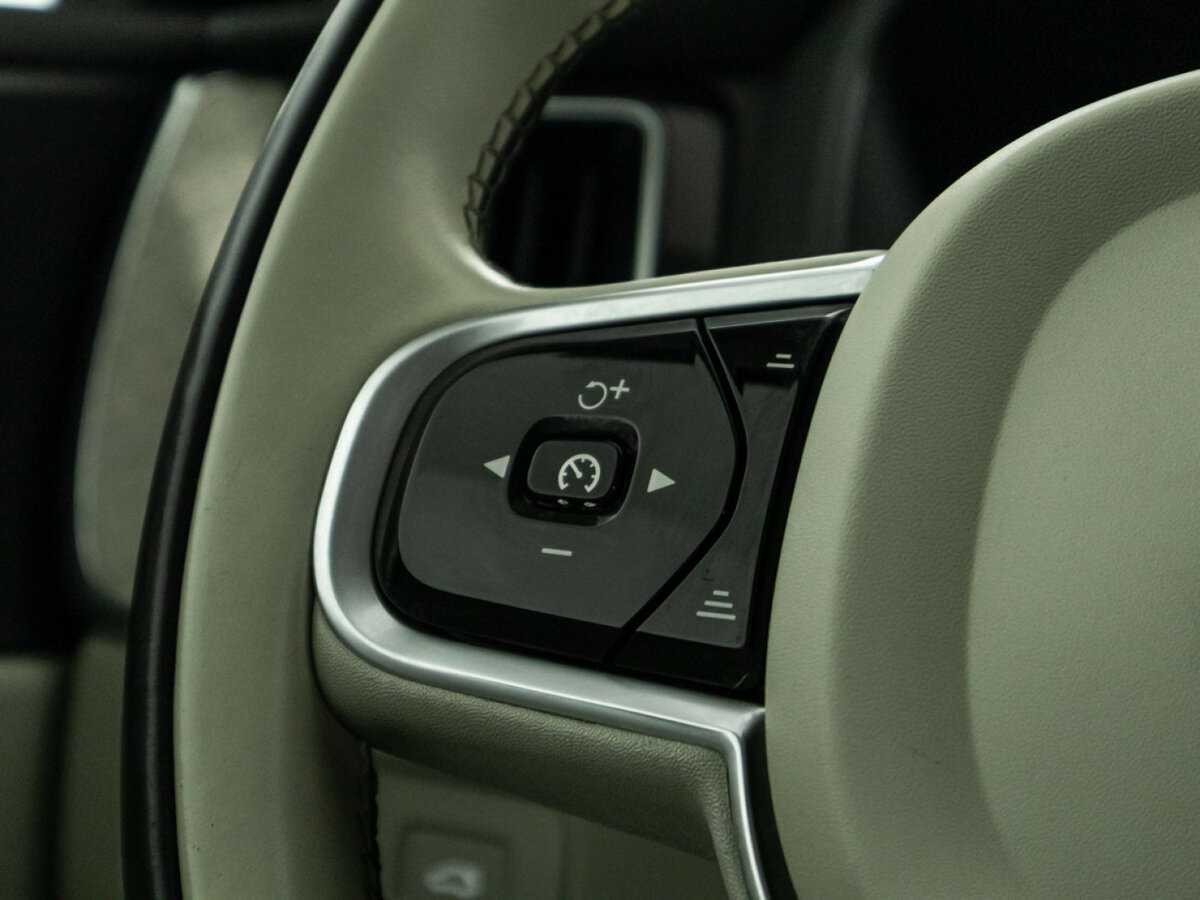 Volvo XC60 б/у, 2018, Автоматическая. Фото: #22