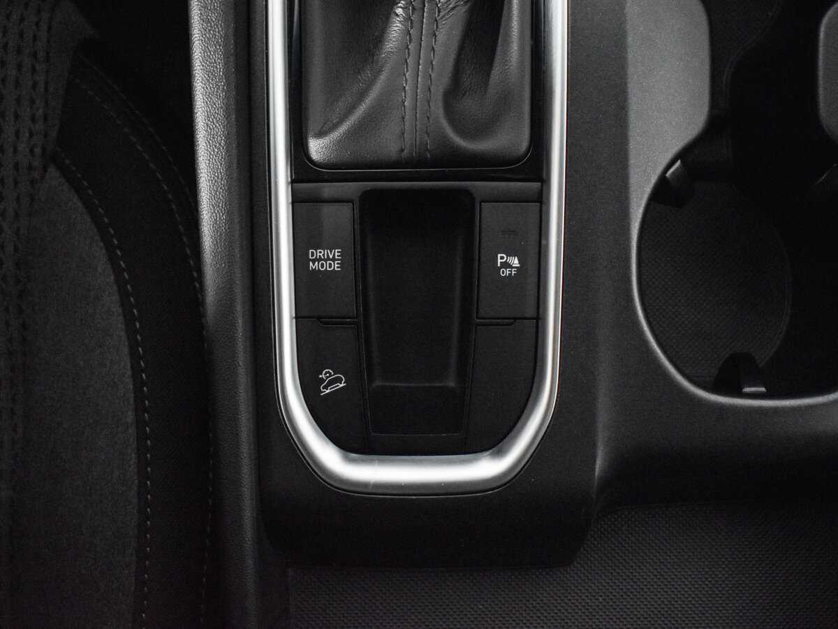 Hyundai Santa Fe б/у, 2018, Автоматическая. Фото: #8