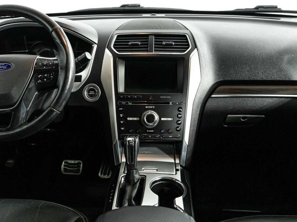 Ford Explorer б/у, 2017, Автоматическая. Фото: #13