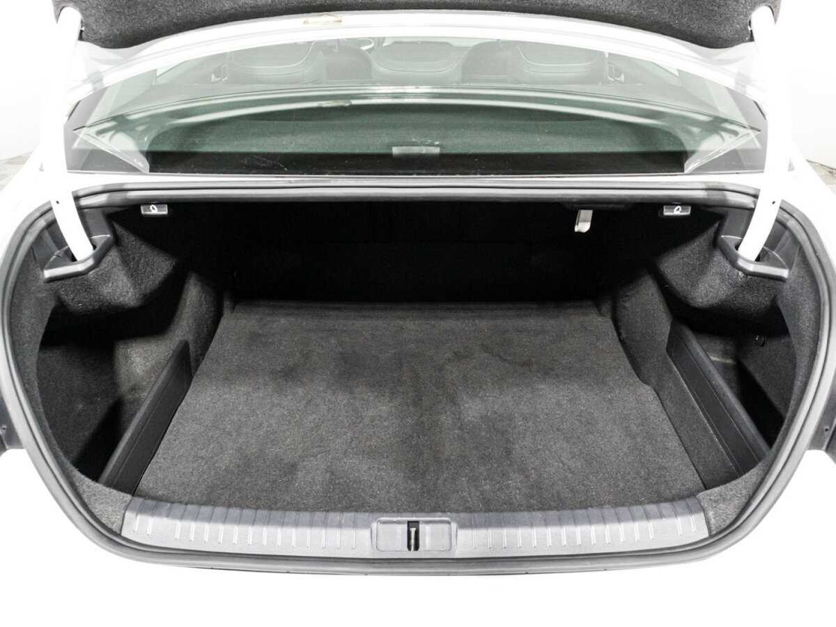 Volkswagen Passat б/у, 2020, Роботизированная. Фото: #14