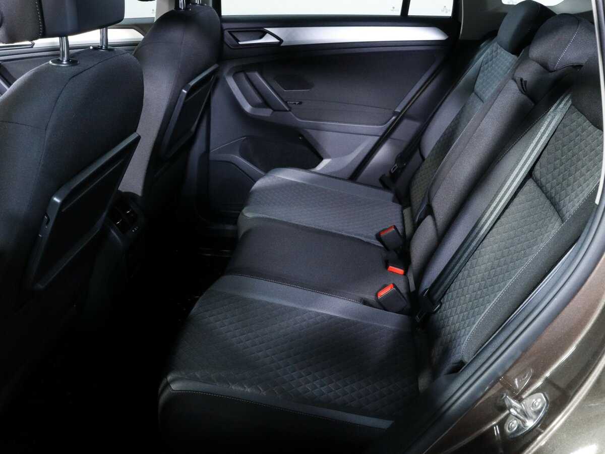 Volkswagen Tiguan б/у, 2020, Роботизированная. Фото: #6