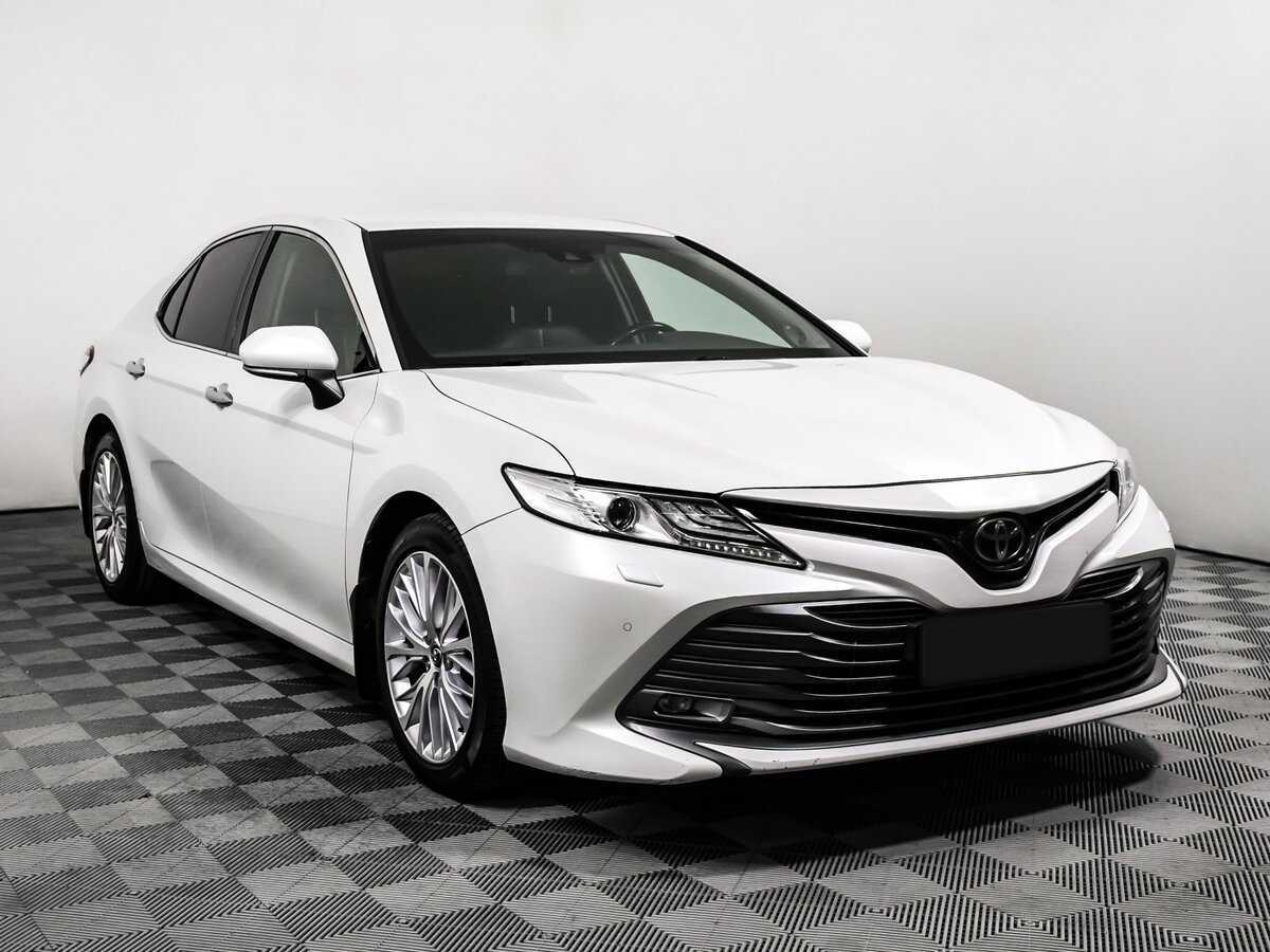 Toyota Camry б/у, 2019, Автоматическая. Фото: #2