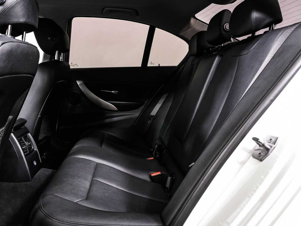 BMW 3 серии б/у, 2017, Автоматическая. Фото: #12