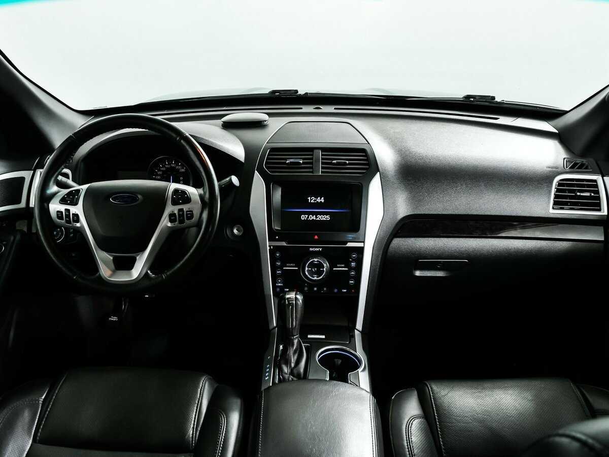 Ford Explorer б/у, 2015, Автоматическая. Фото: #10