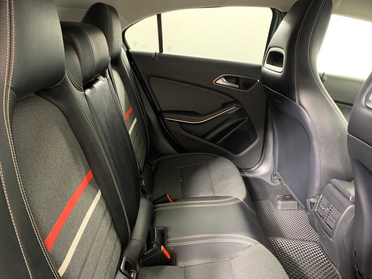 Mercedes-Benz A-Класс б/у, 2013, Роботизированная. Фото: #16