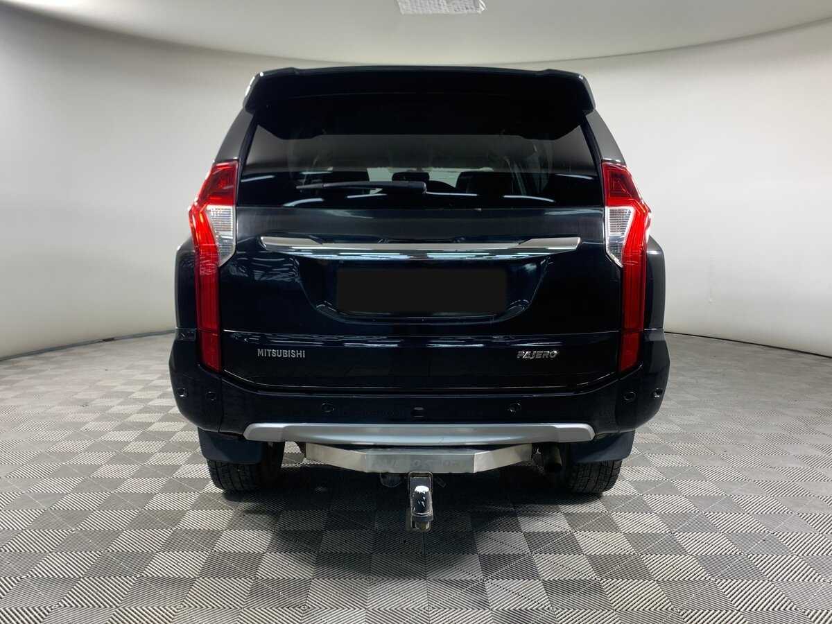 Mitsubishi Pajero Sport б/у, 2017, Автоматическая. Фото: #5