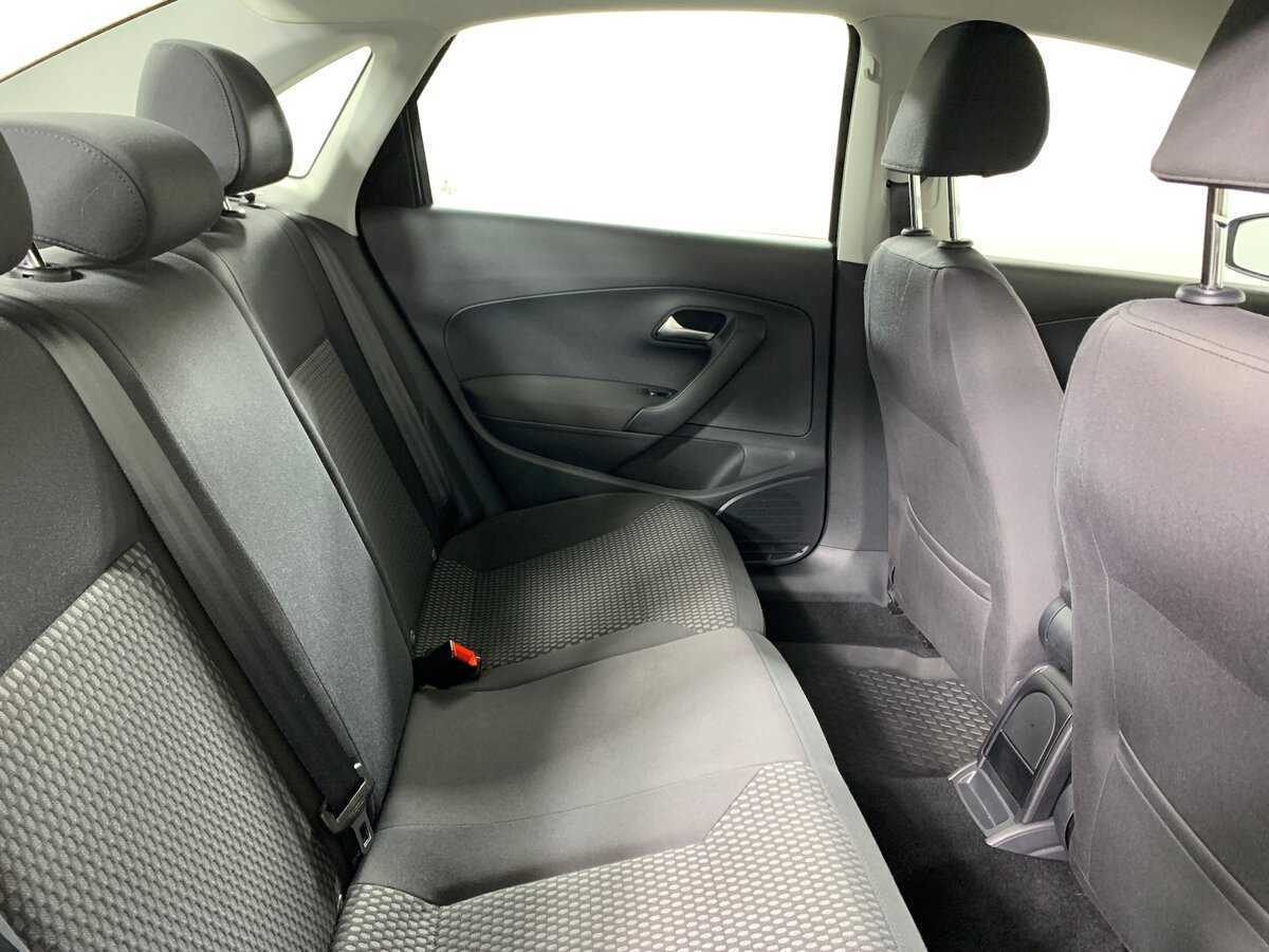 Volkswagen Polo б/у, 2013, Автоматическая. Фото: #17