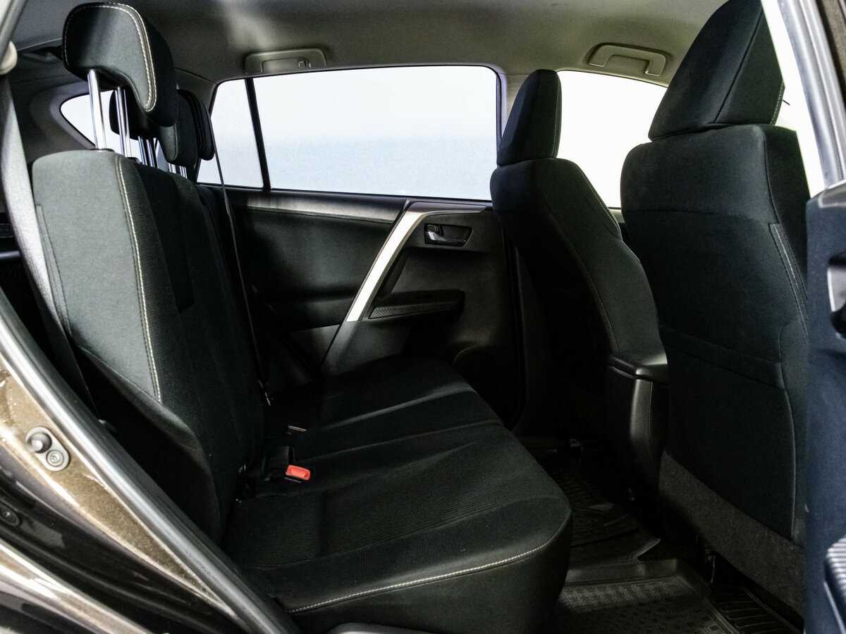 Toyota RAV4 б/у, 2015, Механическая. Фото: #13