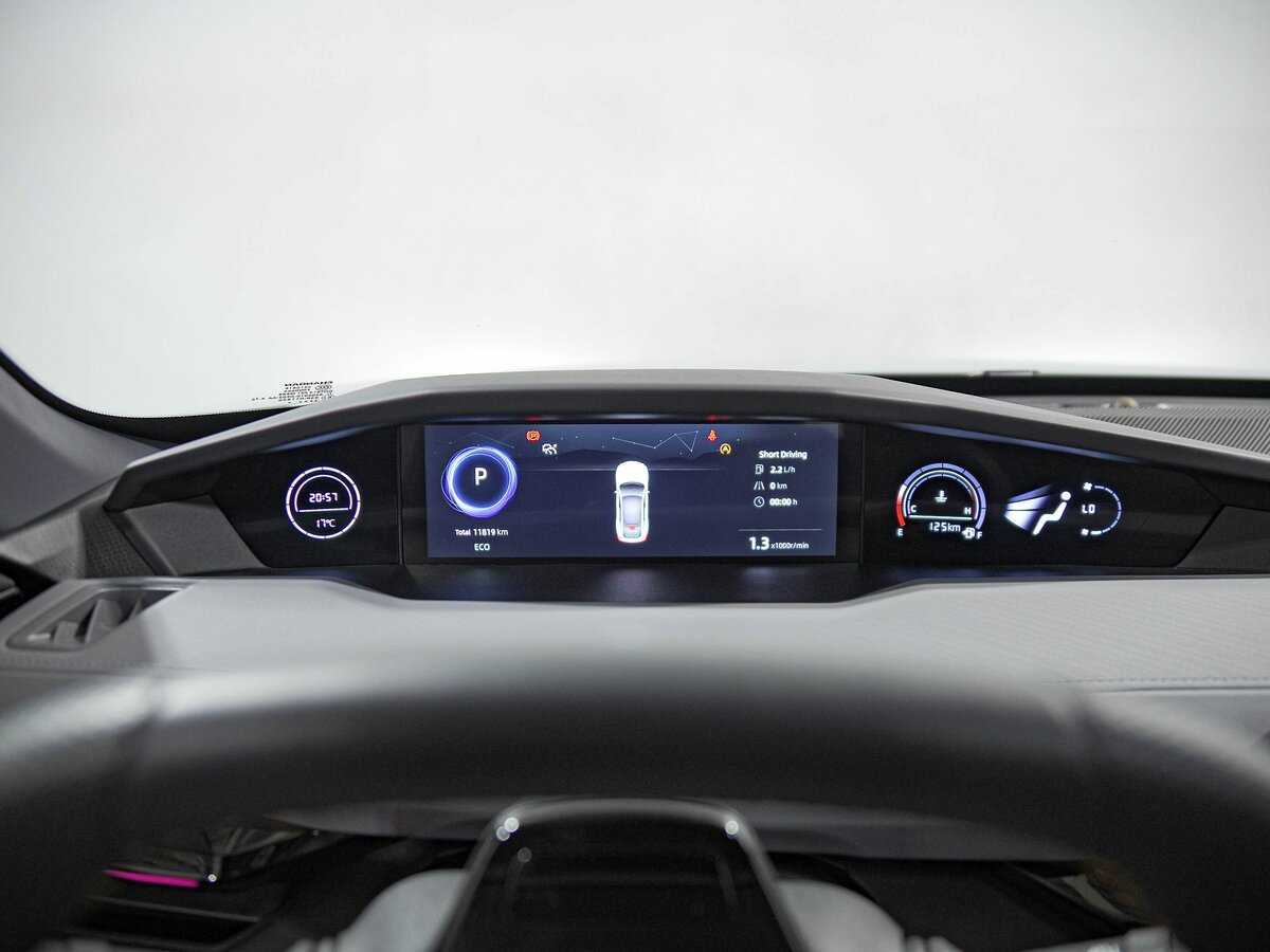 Changan UNI-V б/у, 2023, Роботизированная. Фото: #8