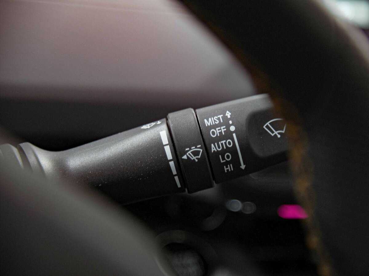 Changan UNI-V б/у, 2023, Роботизированная. Фото: #12