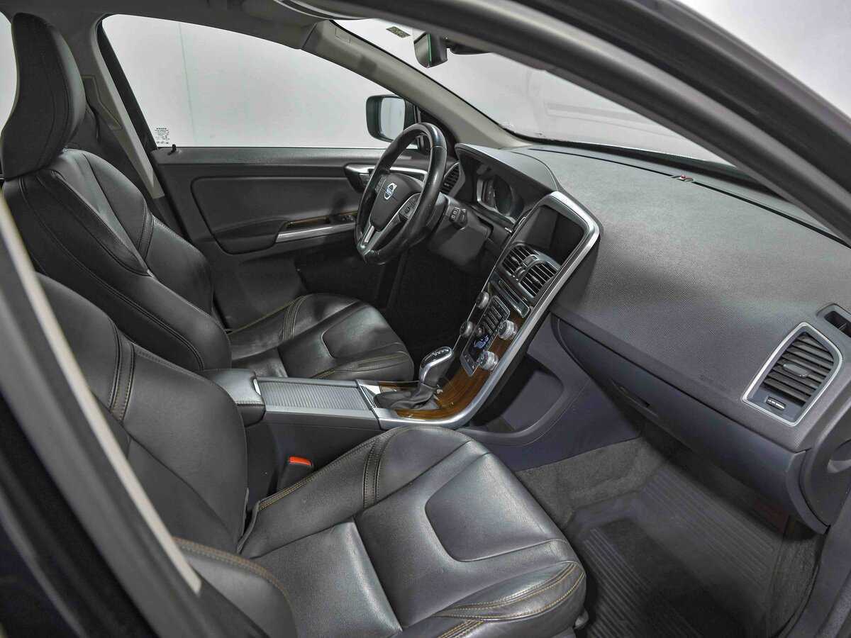 Volvo XC60 б/у, 2015, Автоматическая. Фото: #15