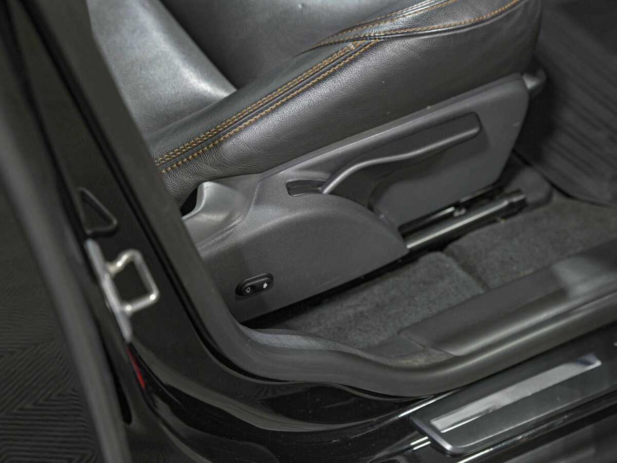 Volvo XC60 б/у, 2015, Автоматическая. Фото: #16