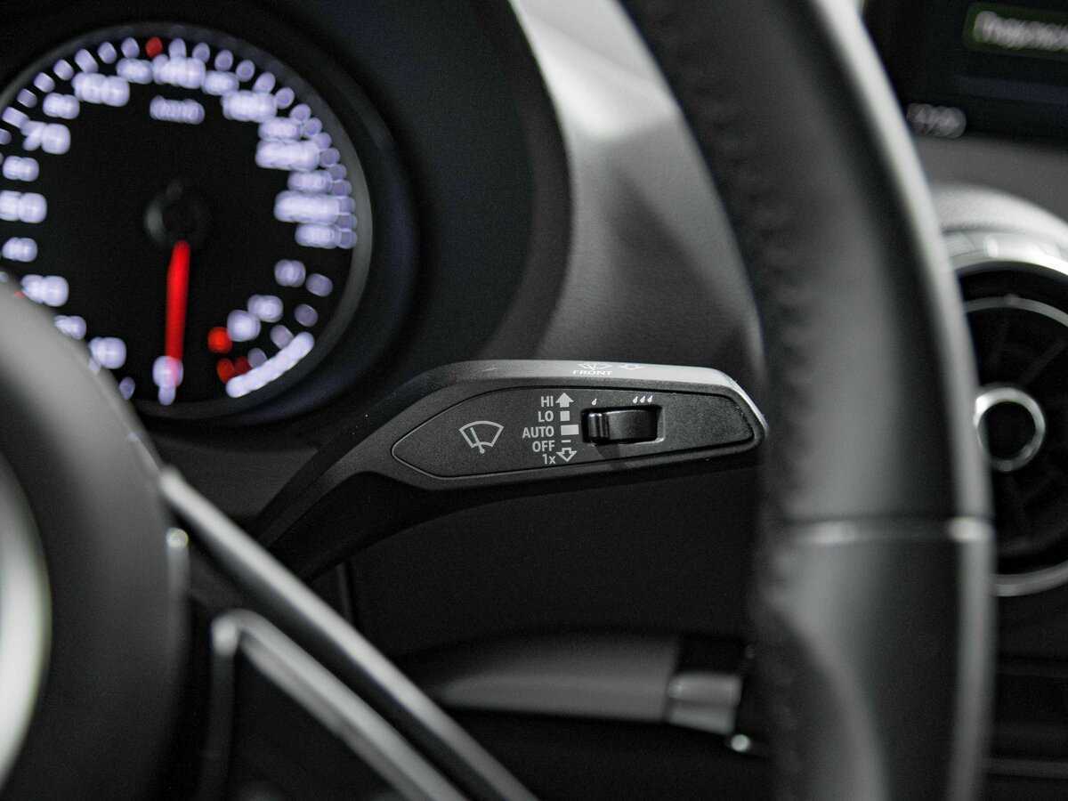 Audi A3 б/у, 2018, Роботизированная. Фото: #8