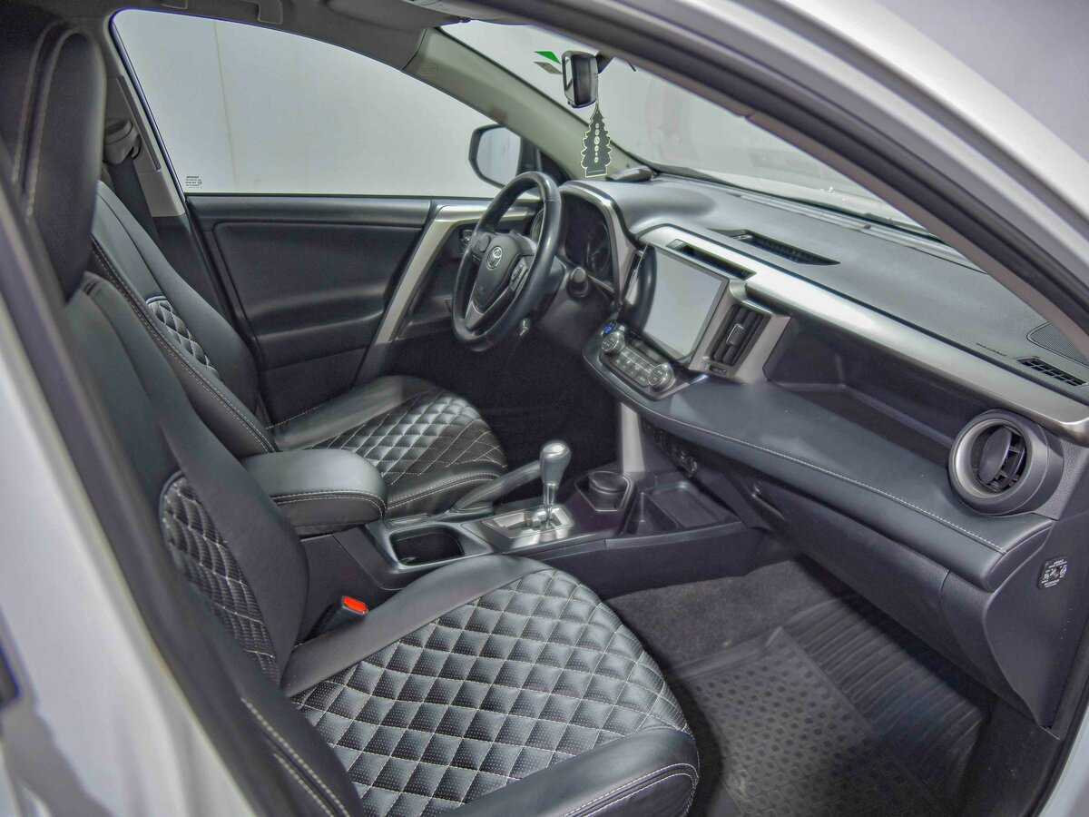 Toyota RAV4 б/у, 2018, Автоматическая. Фото: #14