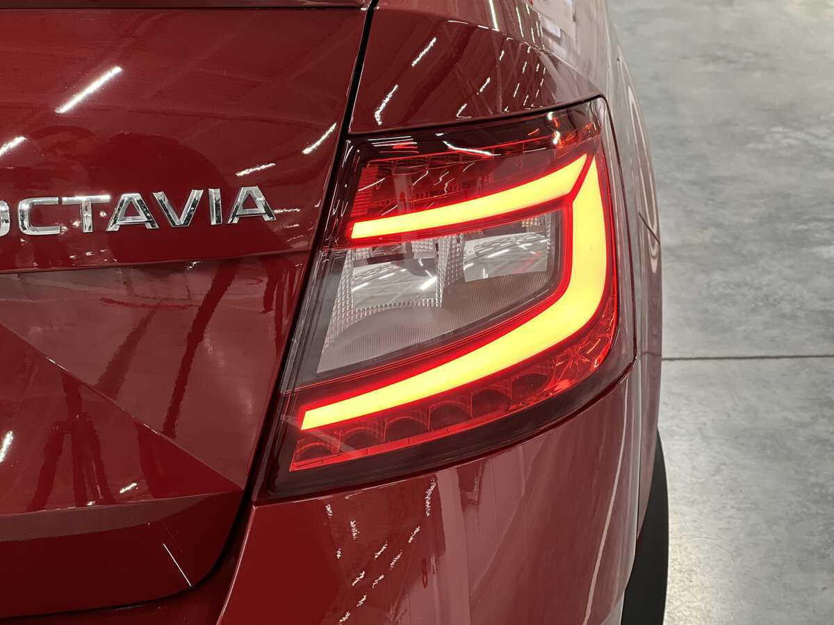 Skoda Octavia б/у, 2017, Роботизированная. Фото: #8