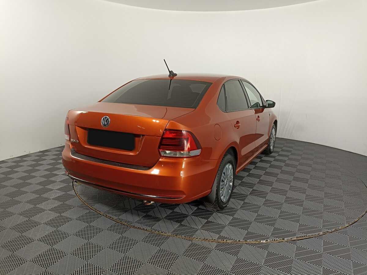 Volkswagen Polo б/у, 2017, Автоматическая. Фото: #3