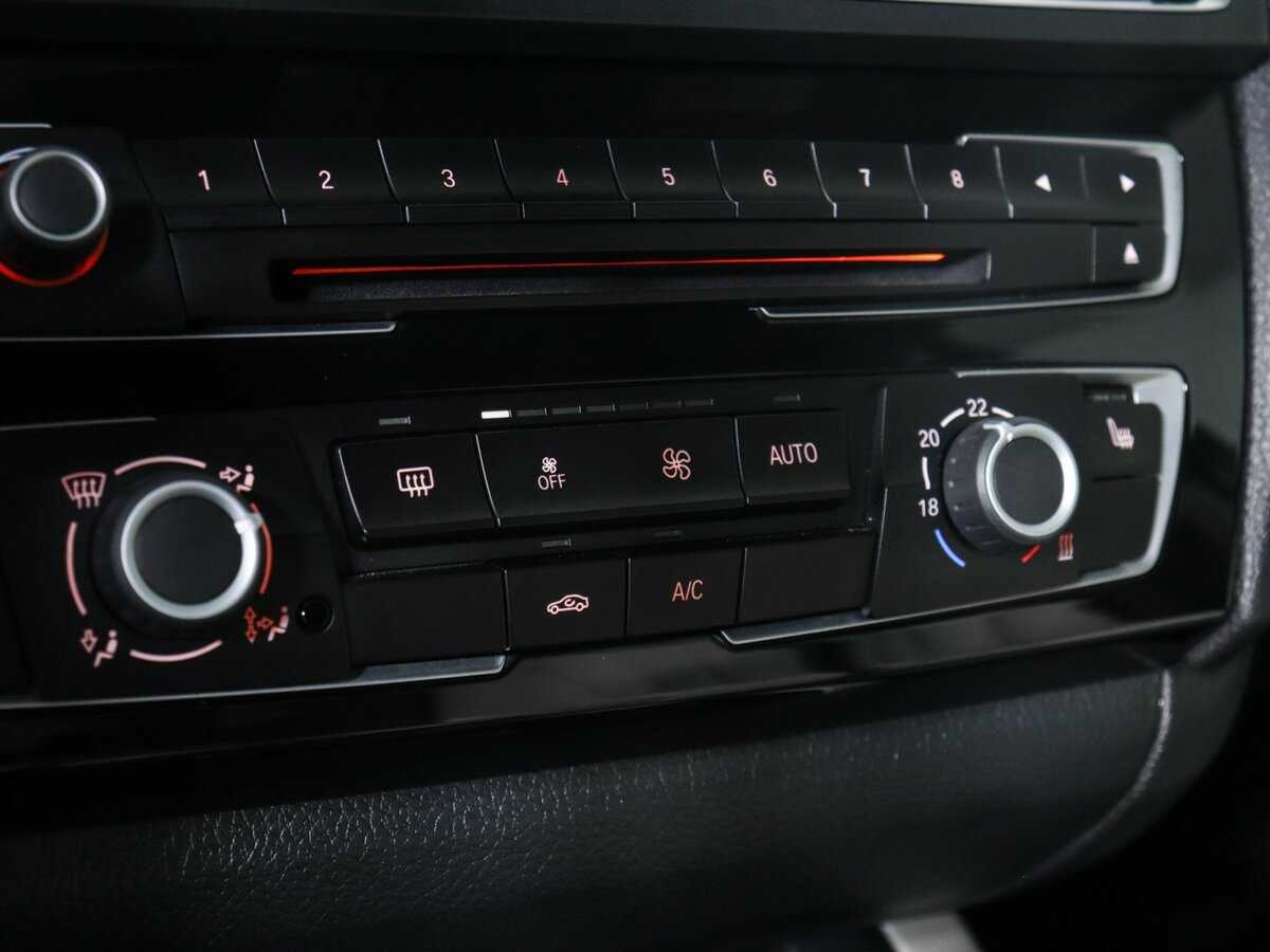 BMW 1 серии б/у, 2017, Автоматическая. Фото: #10