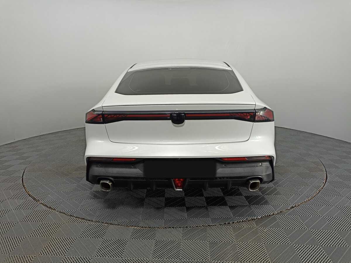 Changan UNI-V б/у, 2023, Роботизированная. Фото: #5