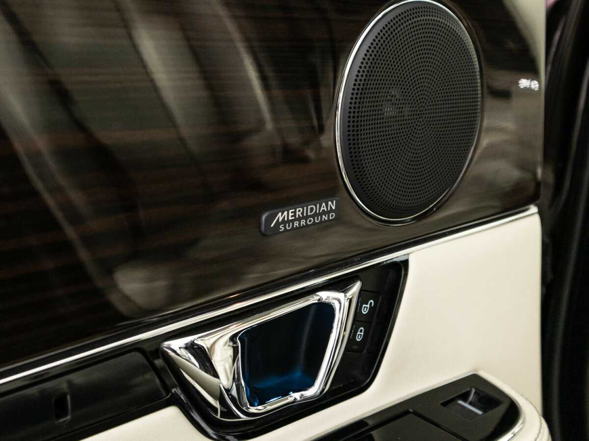 Jaguar XJ б/у, 2015, Автоматическая. Фото: #21