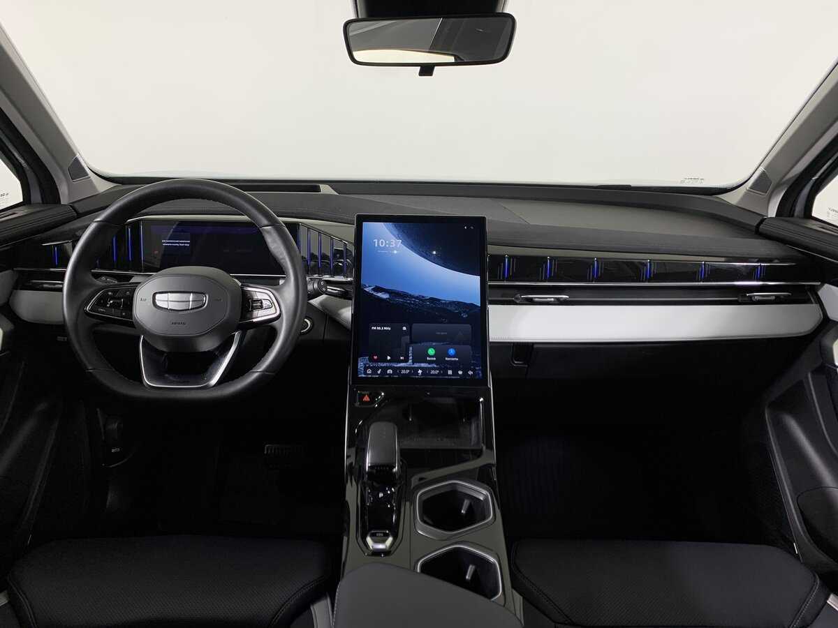 Geely Atlas б/у, 2023, Роботизированная. Фото: #12