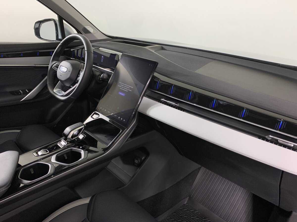 Geely Atlas б/у, 2023, Роботизированная. Фото: #13