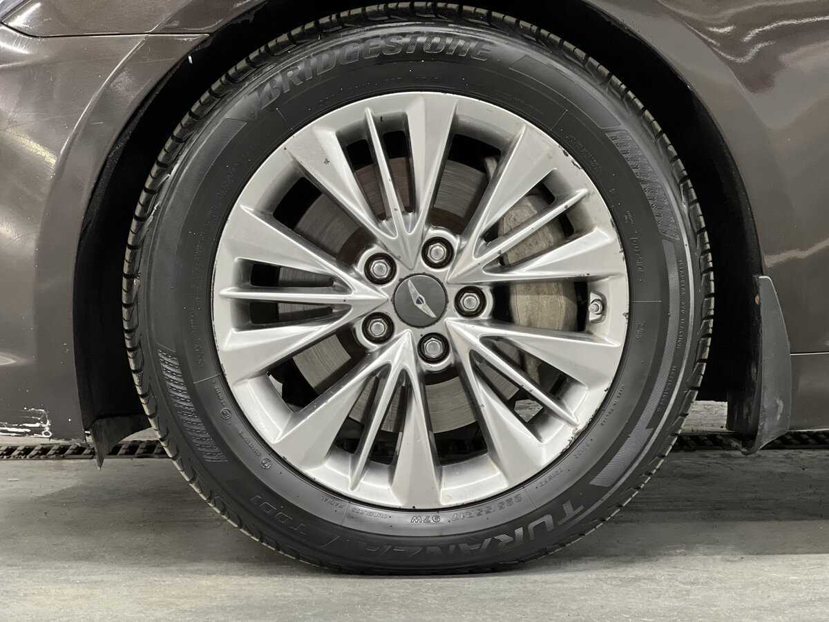 Hyundai Genesis б/у, 2014, Автоматическая. Фото: #16