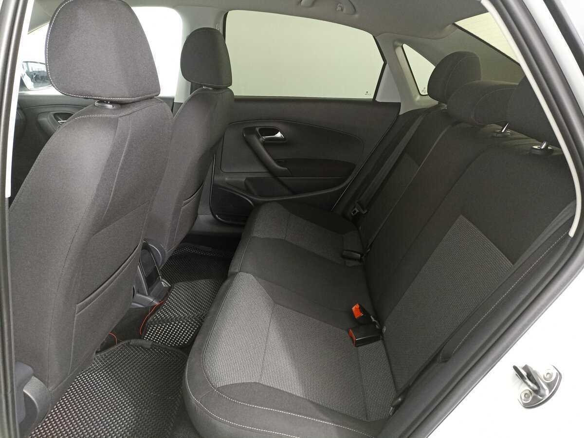 Volkswagen Polo б/у, 2017, Механическая. Фото: #11